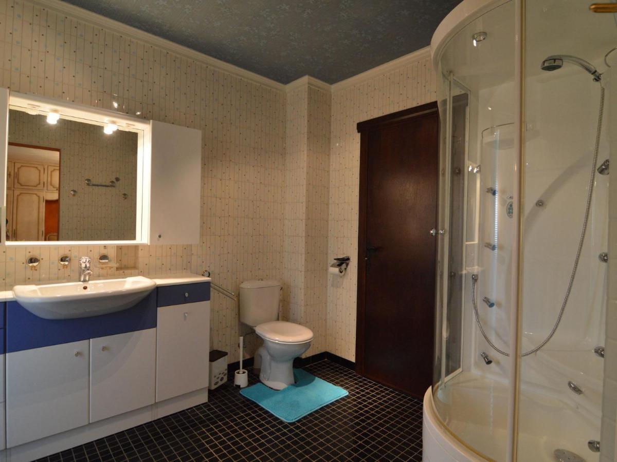 Elegant Villa In Stavelot With Fitness Playroom Esterno foto