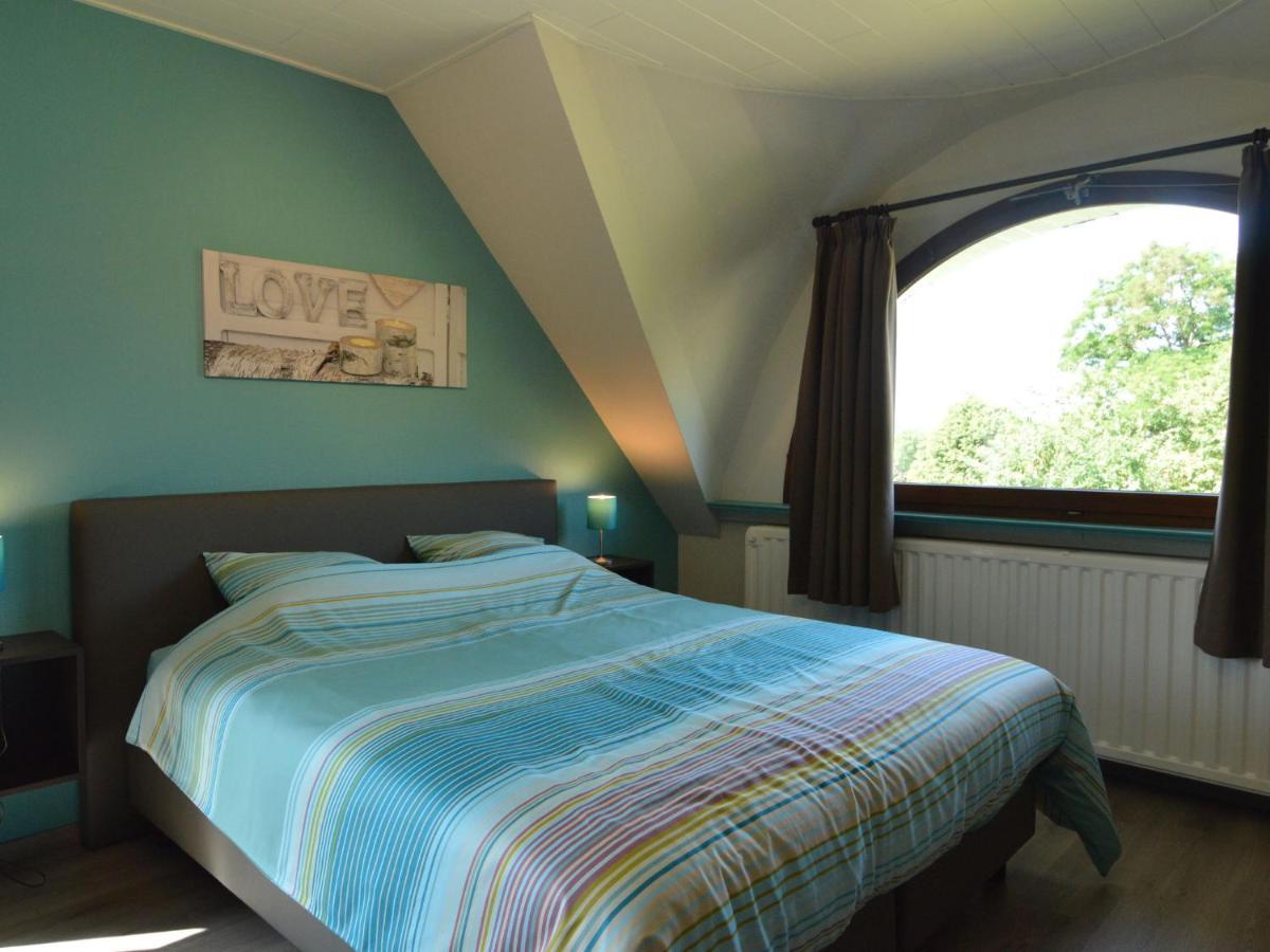 Elegant Villa In Stavelot With Fitness Playroom Esterno foto