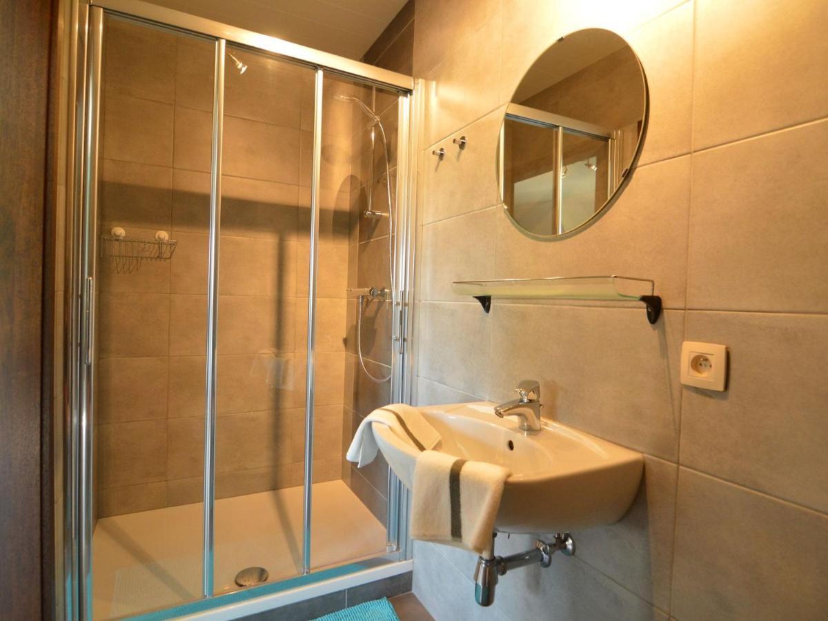 Elegant Villa In Stavelot With Fitness Playroom Esterno foto