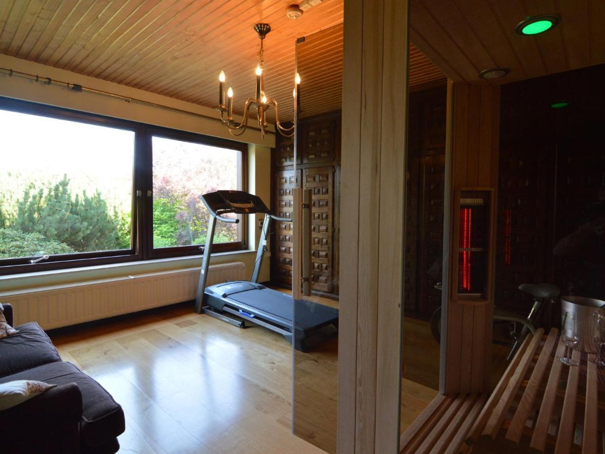 Elegant Villa In Stavelot With Fitness Playroom Esterno foto