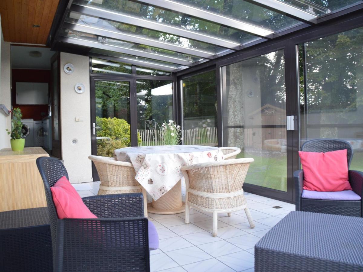 Elegant Villa In Stavelot With Fitness Playroom Esterno foto